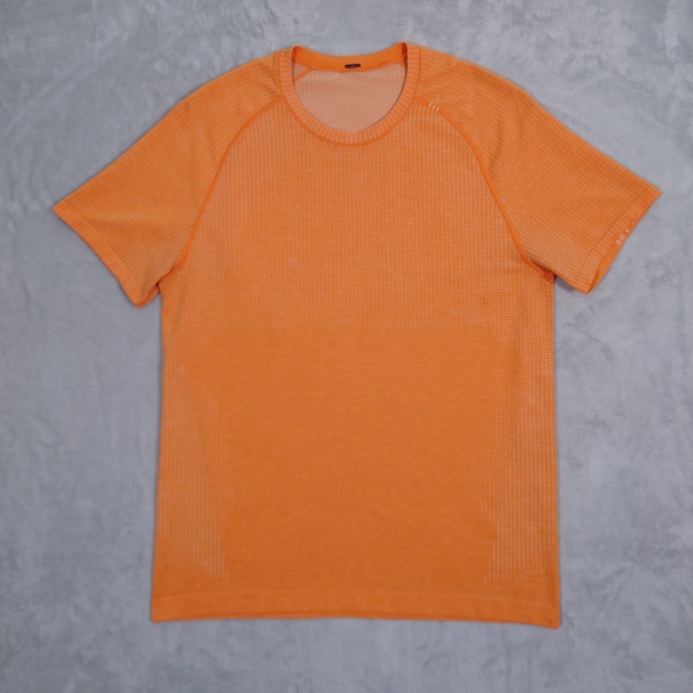 Lululemon Metal Vent Tech Shirt Mens M Orange Athletic Lightweight Gym Running
